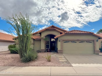 4529 Rock Wren Rd, Phoenix, AZ 85044