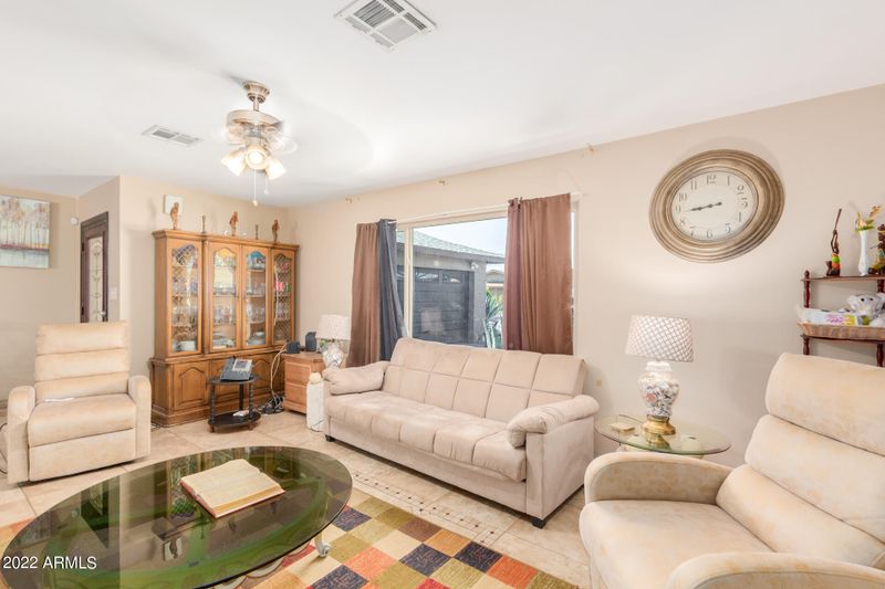 4529 W Rovey Ave, Glendale, AZ 85301