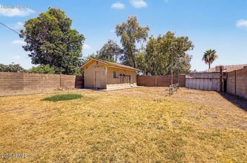 453 Crescent Ave, Mesa, AZ 85204