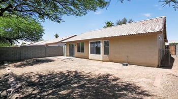 453 Laredo St, Chandler, AZ 85225