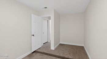 453 Laredo St, Chandler, AZ 85225