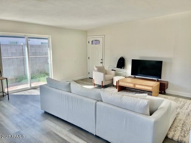 453 University Dr, Mesa, AZ 85201
