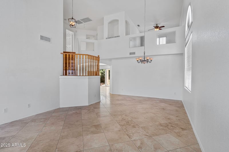4530 Desert Wind Dr, Phoenix, AZ 85044