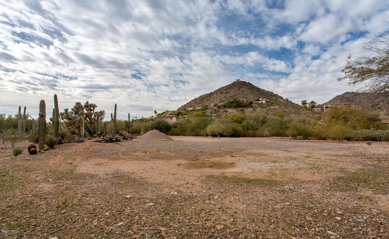 4530 E Joshua Tree Ln #2, Paradise Valley, AZ 85253