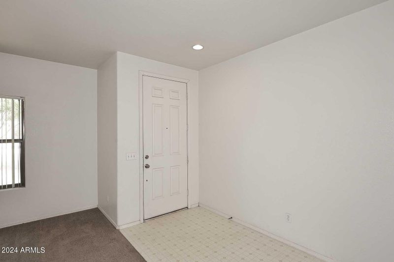4530 E Whitehall Dr, San Tan Valley, AZ 85140