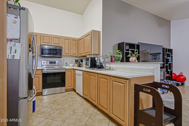 4530 N 84th Ave, Phoenix, AZ 85037