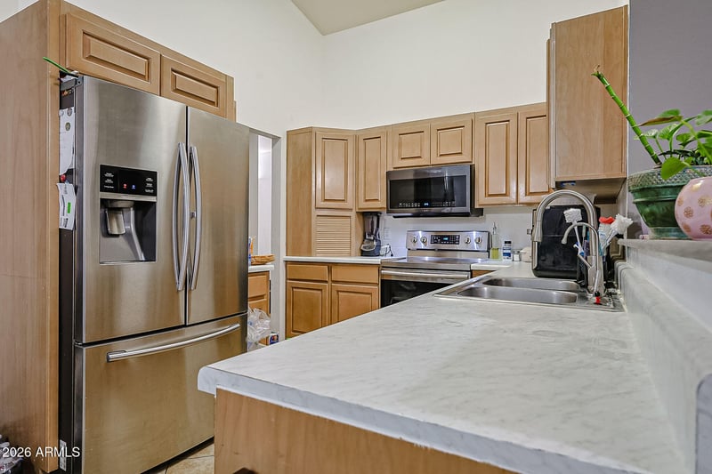 4530 N 84th Ave, Phoenix, AZ 85037
