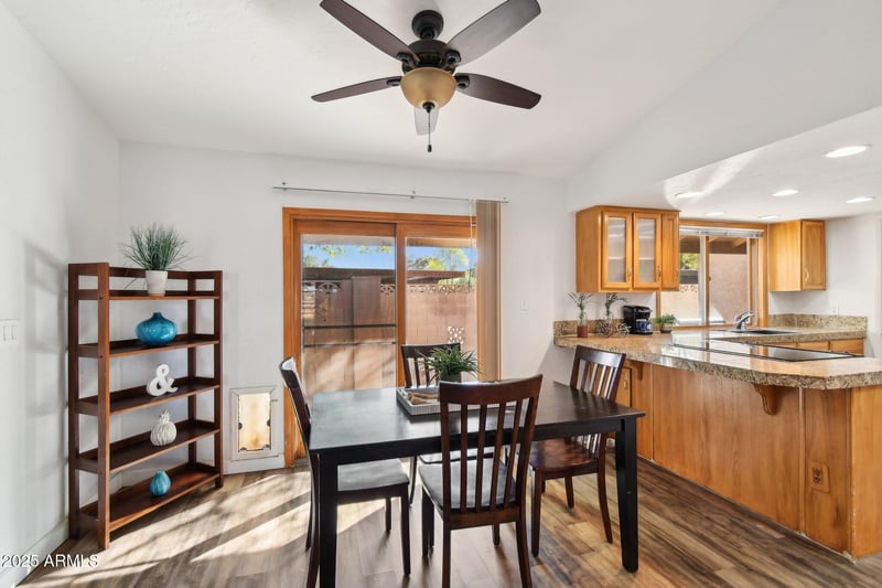 4530 W Continental Dr, Glendale, AZ 85308
