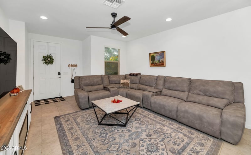 4531 Greenleaf Dr, San Tan Valley, AZ 85144