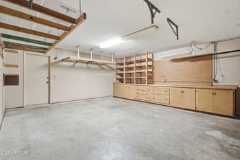 4531 Greenway Rd, Glendale, AZ 85306