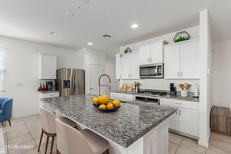 4532 Sweetbush Way, San Tan Valley, AZ 85144