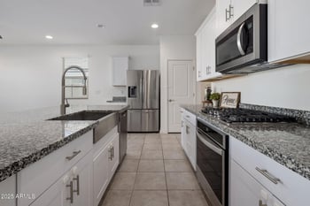 4532 Sweetbush Way, San Tan Valley, AZ 85144