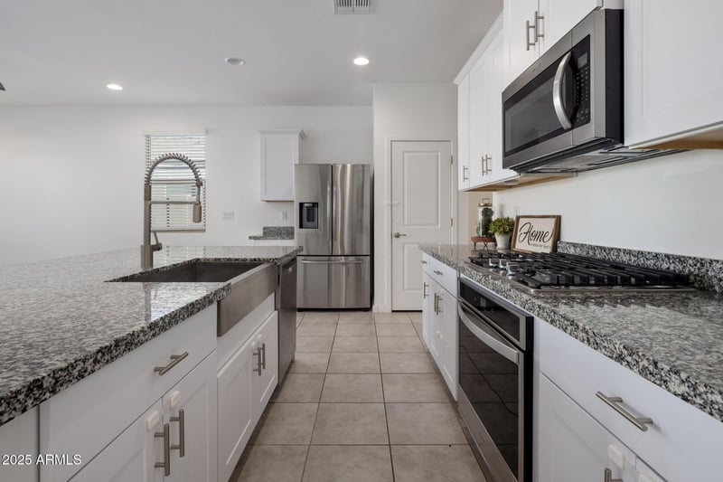 4532 Sweetbush Way, San Tan Valley, AZ 85144