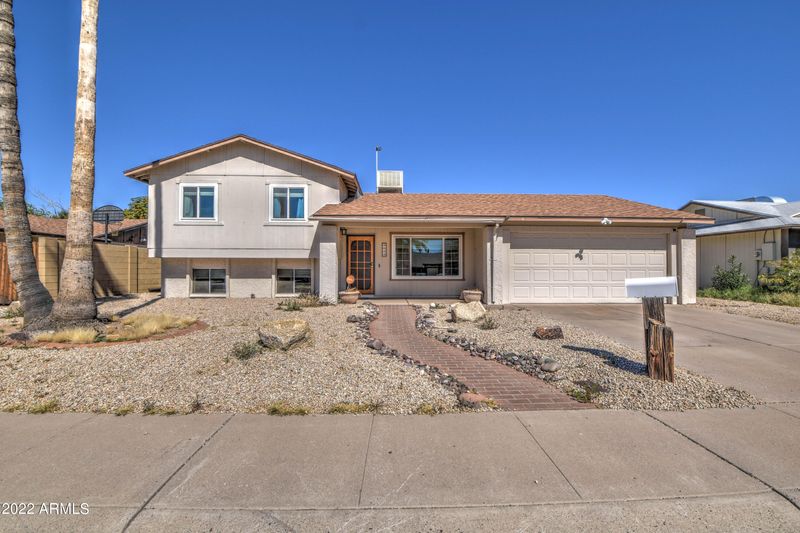 4532 W Cinnabar Ave, Glendale, AZ 85302