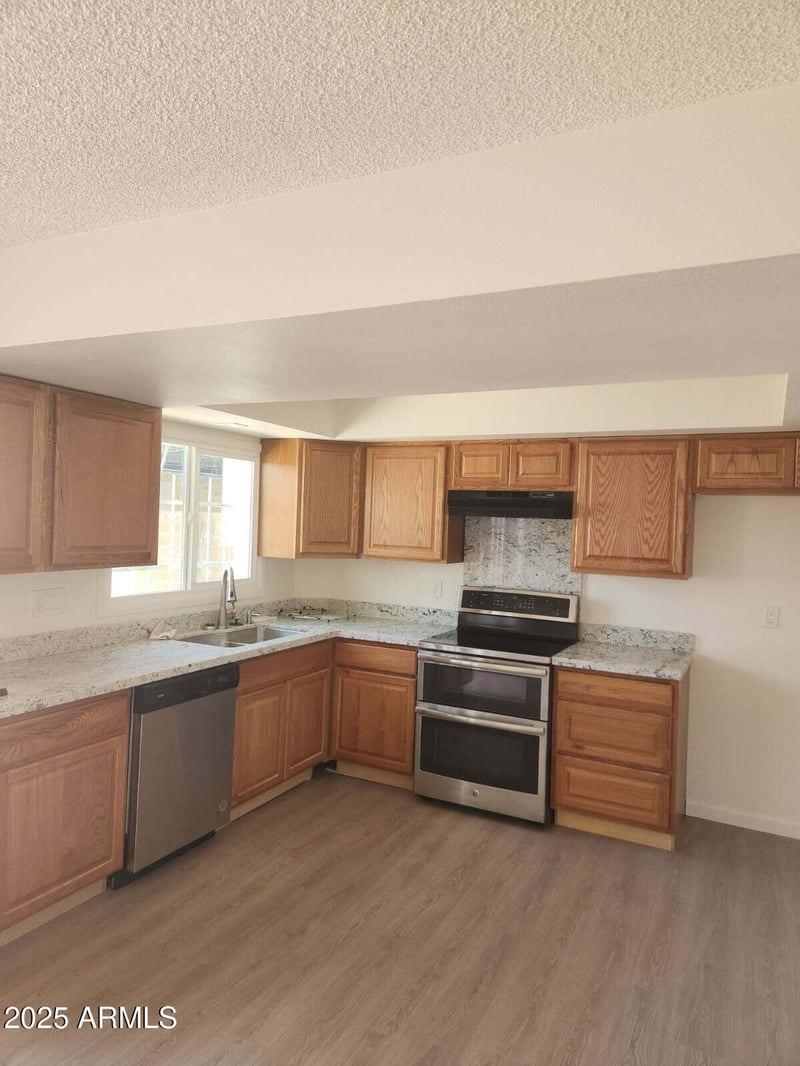 4533 17th Ave, Phoenix, AZ 85015