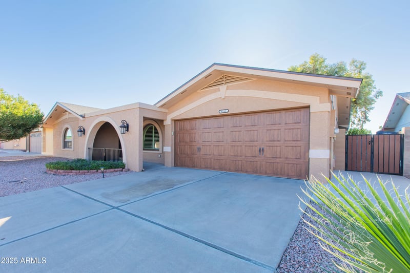 4533 Florian Cir, Mesa, AZ 85206