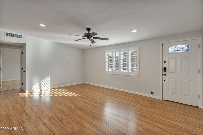 4534 E Devonshire Ave, Phoenix, AZ 85018