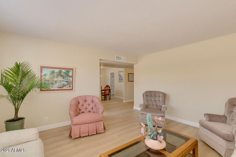 4534 E Florian Cir, Mesa, AZ 85206