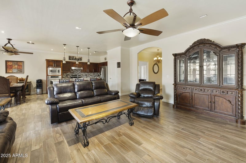 4535 Laurel Ave, Gilbert, AZ 85234