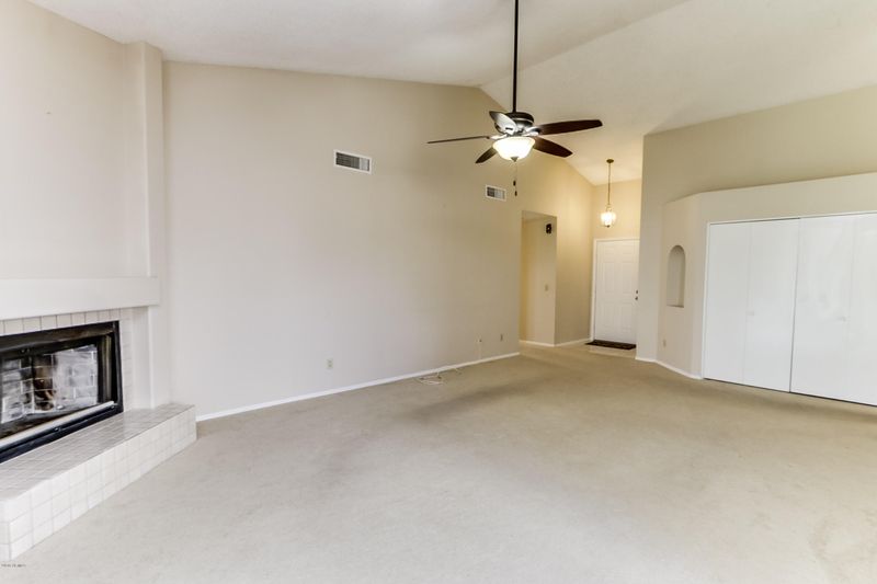 4536 W Behrend Dr, Glendale, AZ 85308