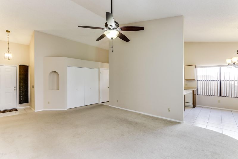 4536 W Behrend Dr, Glendale, AZ 85308