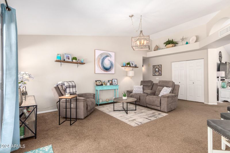 4539 W Oraibi Dr, Glendale, AZ 85308