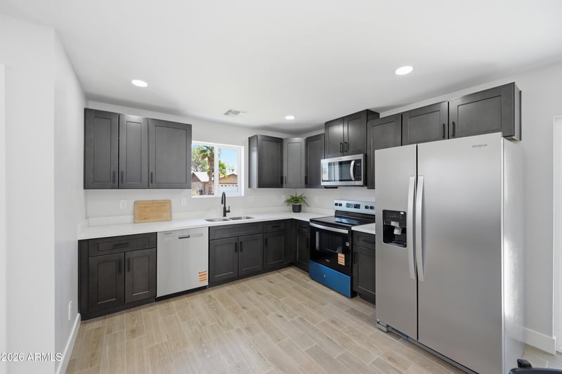454 Pioneer --, Mesa, AZ 85204