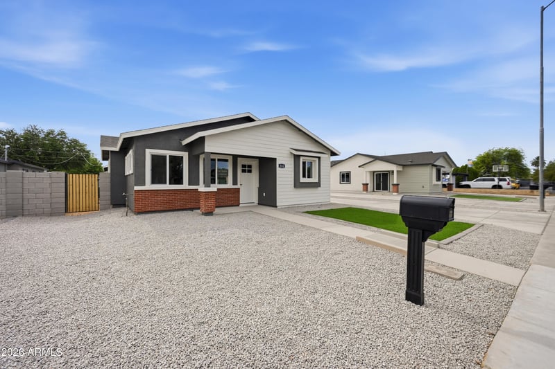454 Pioneer --, Mesa, AZ 85204