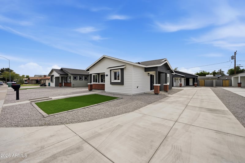 454 Pioneer --, Mesa, AZ 85204