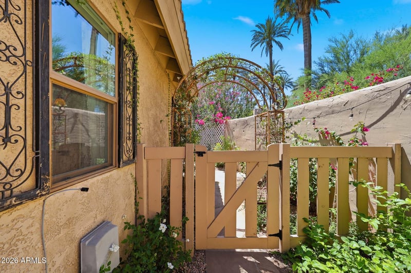 4540 N 44th St #3, Phoenix, AZ 85018