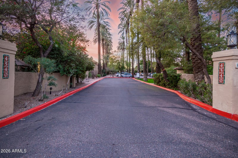 4540 N 44th St #46, Phoenix, AZ 85018