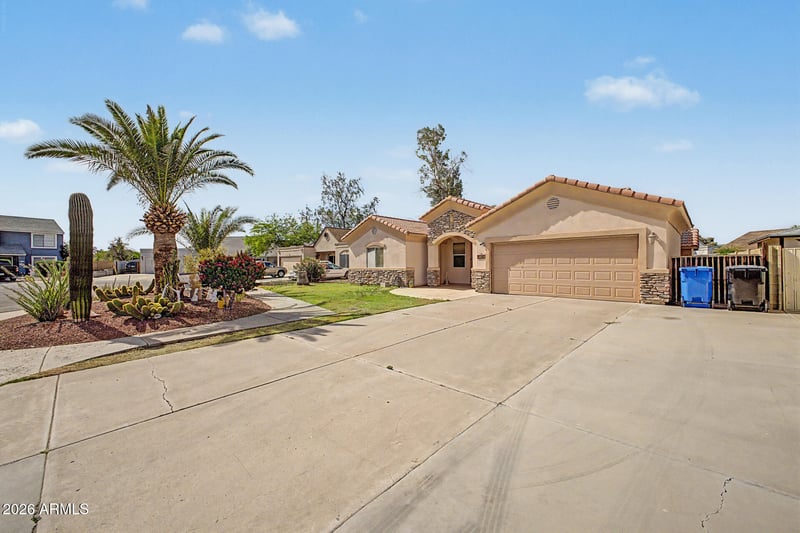 4540 Renee Dr, Glendale, AZ 85308