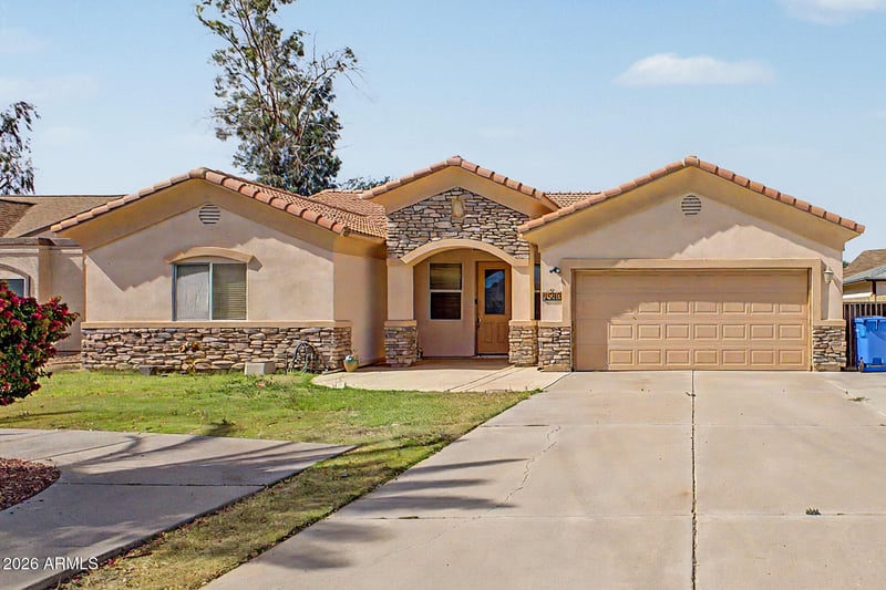 4540 Renee Dr, Glendale, AZ 85308