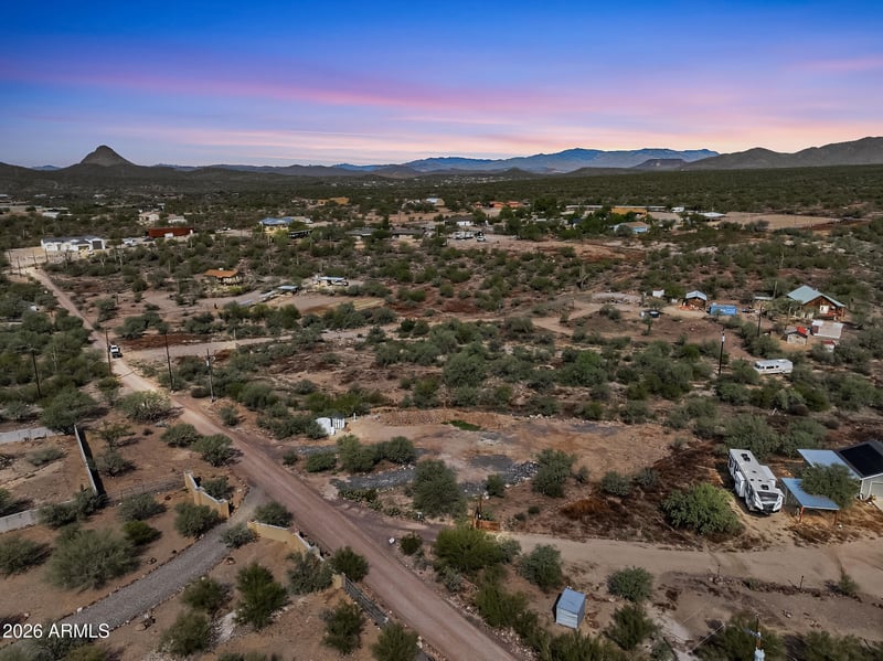 45405 N 7th St #-, New River, AZ 85087