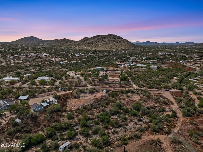 45405 N 7th St #-, New River, AZ 85087
