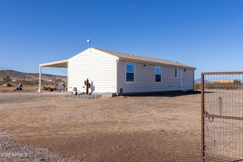 45409 Luray Rd, Wickenburg, AZ 85390