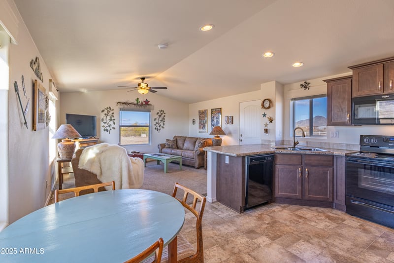 45409 Luray Rd, Wickenburg, AZ 85390