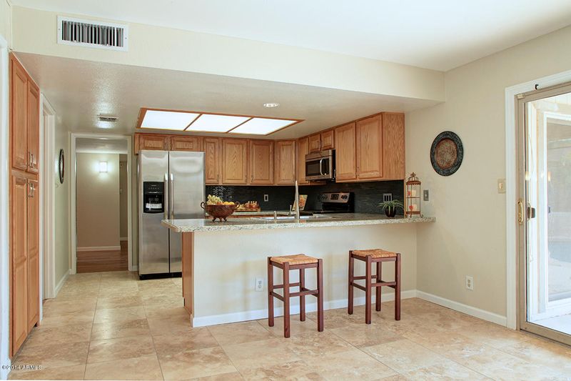 4541 E Arapahoe St, Phoenix, AZ 85044