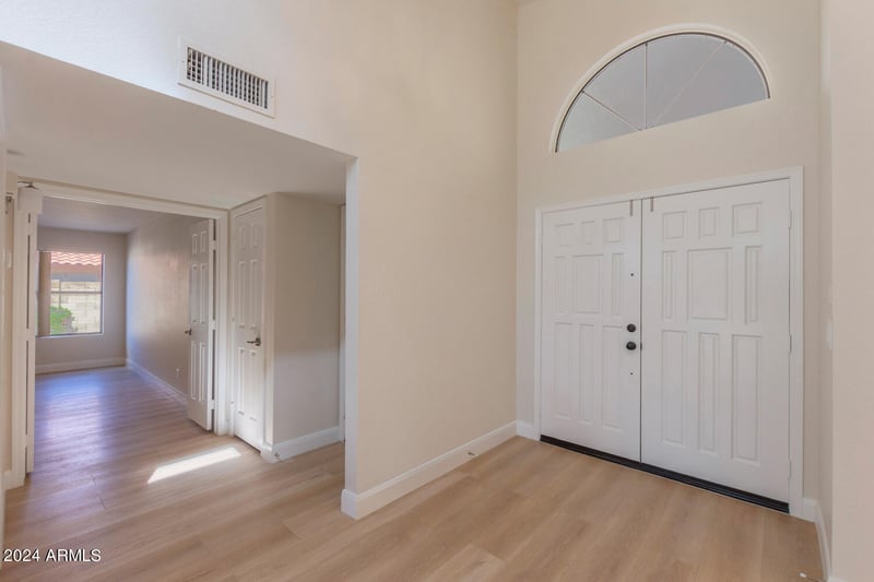 4541 E Vista Dr, Phoenix, AZ 85032