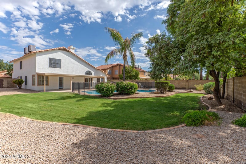 4541 E Vista Dr, Phoenix, AZ 85032