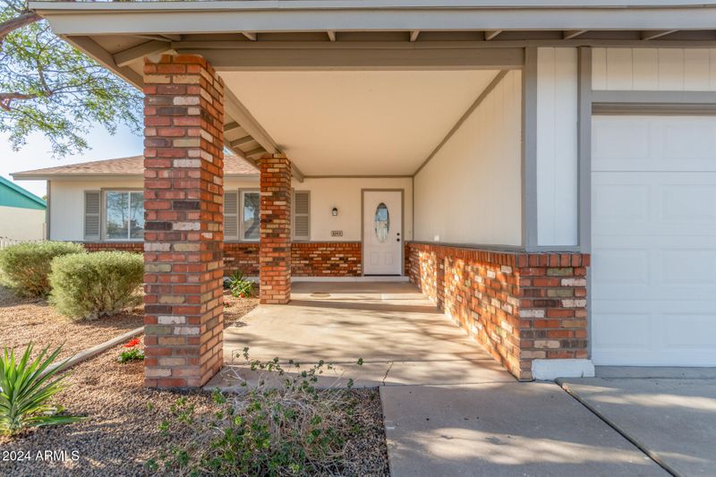 4542 N 100th Dr, Phoenix, AZ 85037