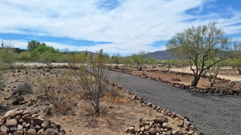 45427 14th St, New River, AZ 85087