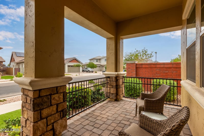 4543 Skousen St, Gilbert, AZ 85295