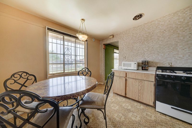4544 N 29th Dr, Phoenix, AZ 85017