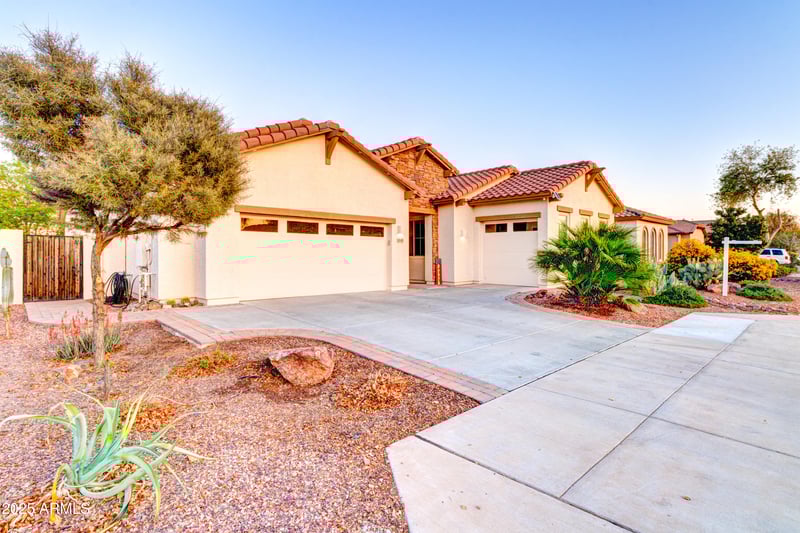 4545 Ellesmere St, Gilbert, AZ 85297