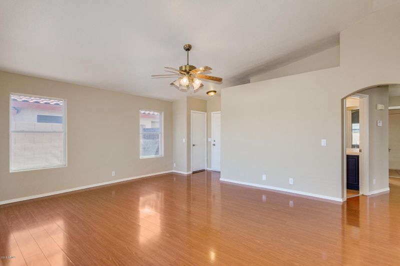 4545 N 67th Ave #1131, Phoenix, AZ 85033