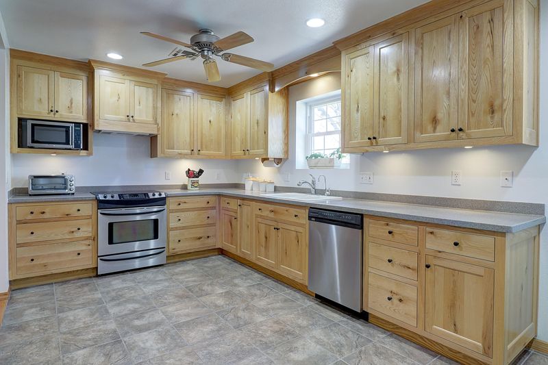 4545 W Crivello Ave, Laveen, AZ 85339