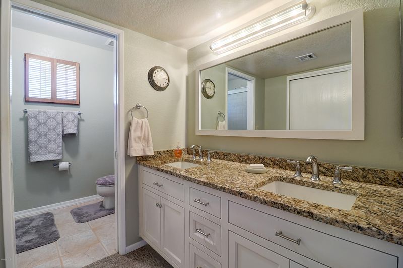 4545 W Crivello Ave, Laveen, AZ 85339