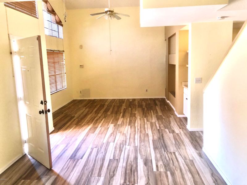 4546 E Villa Theresa Dr, Phoenix, AZ 85032