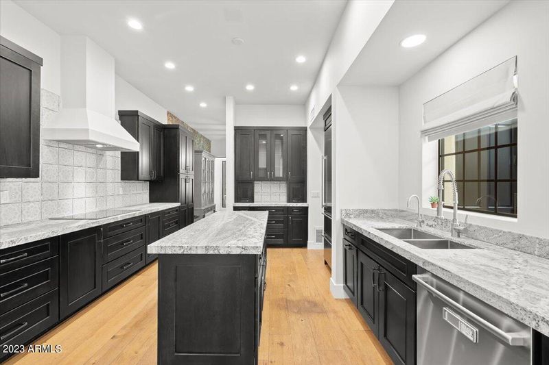 4546 N 52nd Pl, Phoenix, AZ 85018